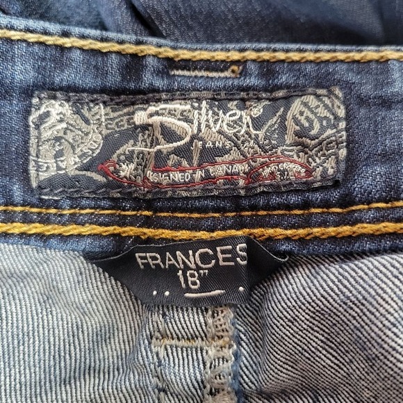 Silver Jeans Frances 18" Bootcut Jeans, size 28/31 - Picture 3 of 8